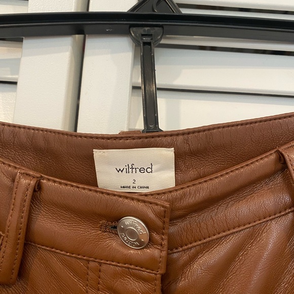 Aritzia The Melina mini skirt. - Picture 2 of 3